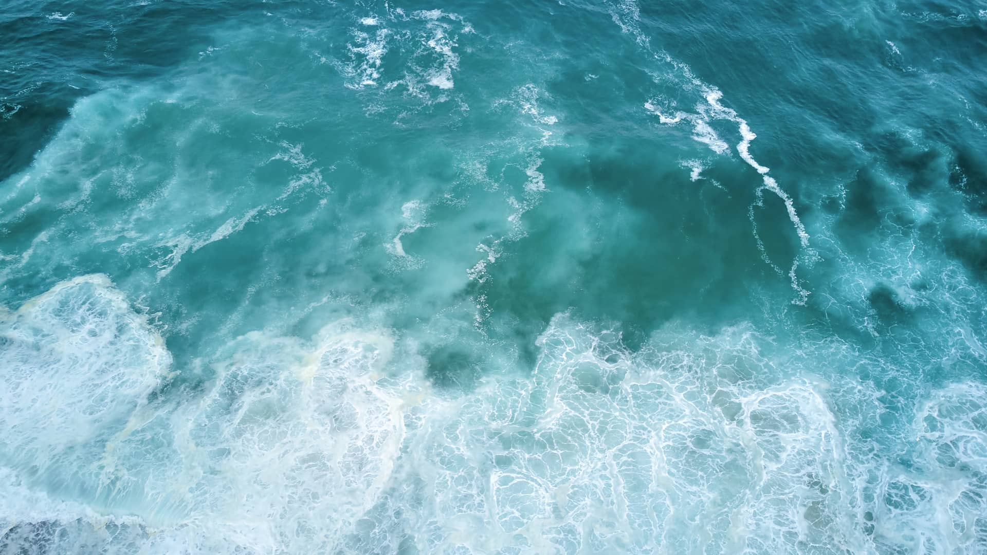 north-beach-ocean-nazare-portugal (1) (1) (1)